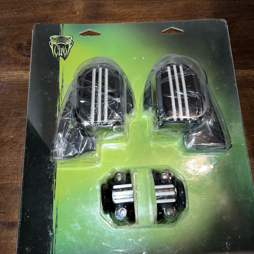 Genuine Ciro Handlebar Control Cover Pair (Black) Part Number - 6110102 #70305